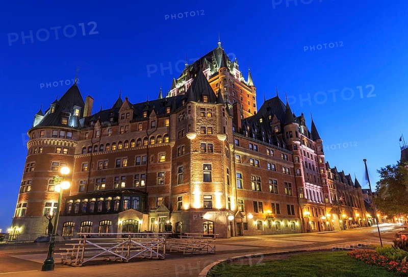 Seaside promenade Dufferin Terrace with Chateau Frontenac