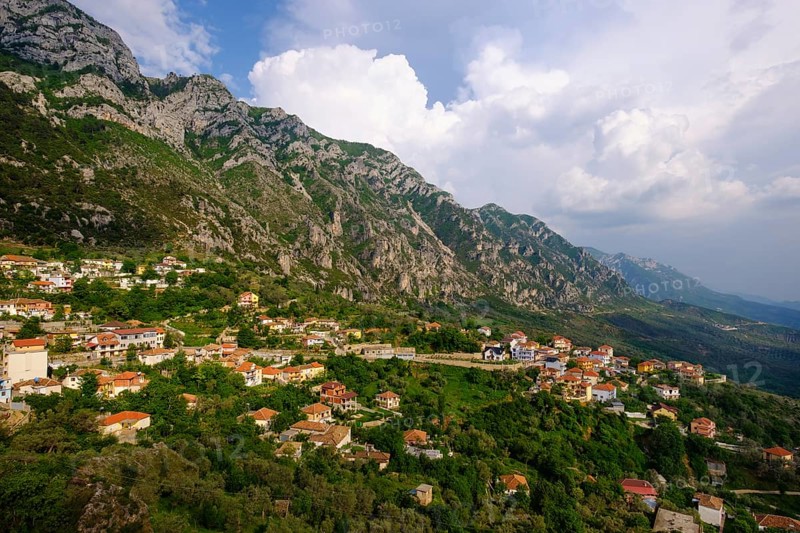 Skanderbeg mountains with Kruja