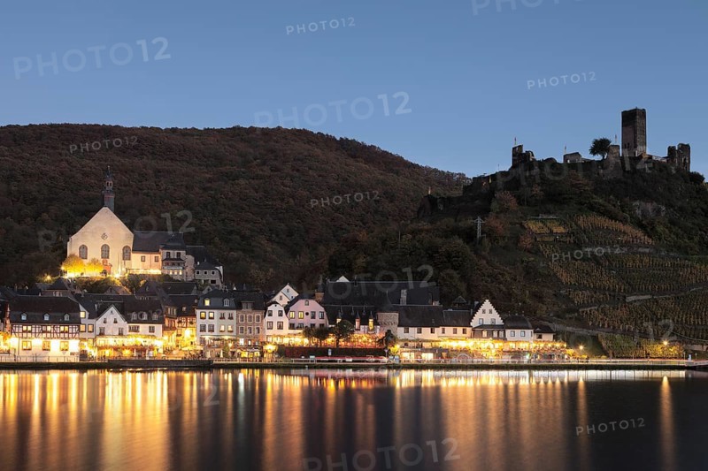 View over the Moselle to Beilstein with castle ruin Metternich