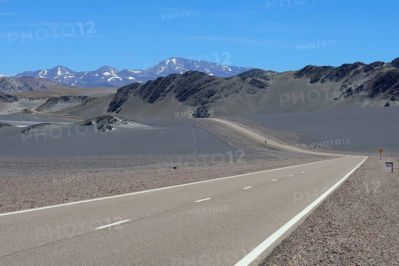 Paso de San Francisco pass road through volcanic landscape