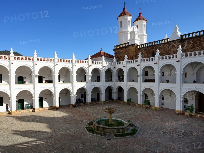 Courtyard with fountain