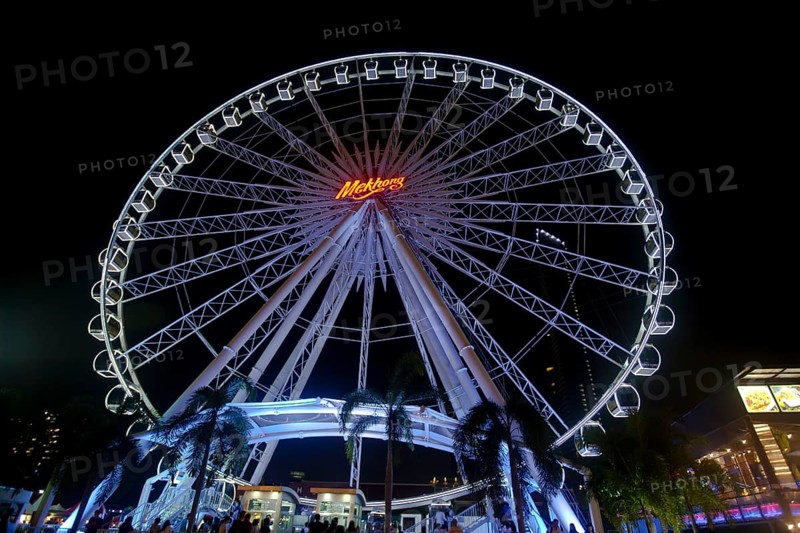 Giant Ferris Wheel on the entertainment strip Asiatique - the Riverfront