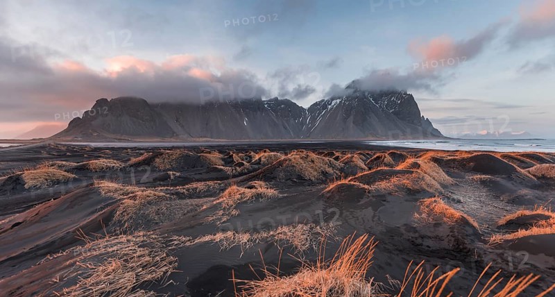 Evening atmosphere at the lava beach