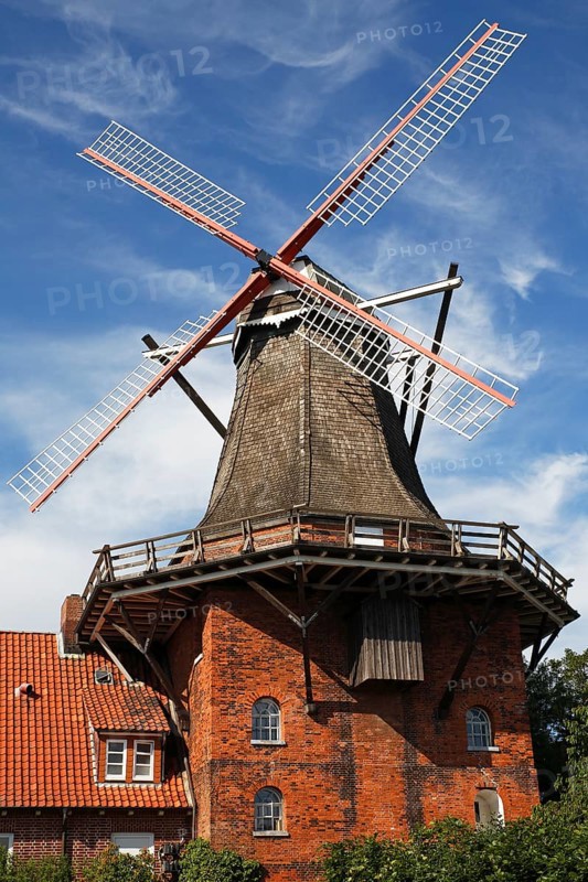 Windmill Aurora