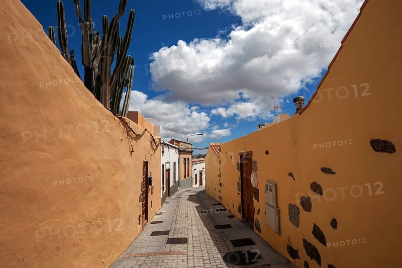 Alley Calle la Paz
