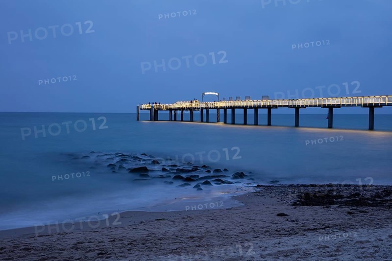 Illuminated pier