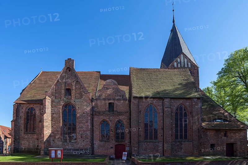 Originally late Romanesque city church St. Jakob and St. Dionysius