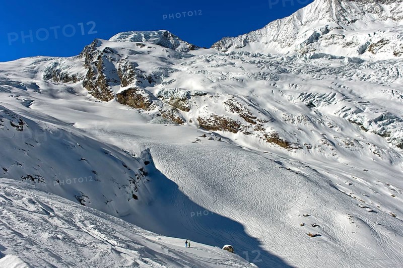 Skiing area Saas-Fee