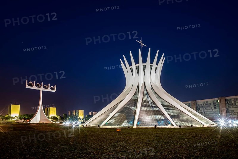 Cathedral Catedral Metropolitana Nossa Senhora Aparecida at night