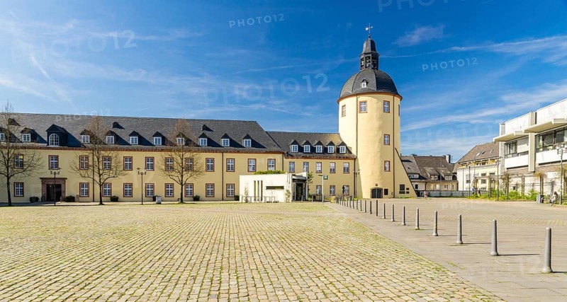 Unteres Schloss and Dicker Turm