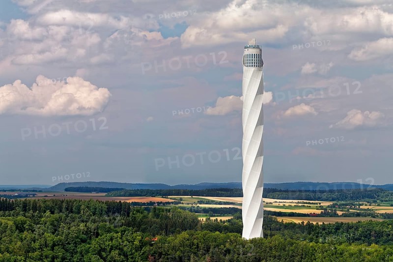 Thyssenkrupp test tower for elevators with visitor platform