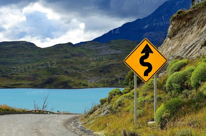 Road Sign Attention curves at Lago Pehoe
