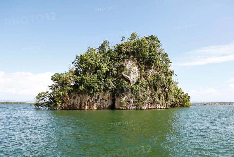 Cayo or Rock Island