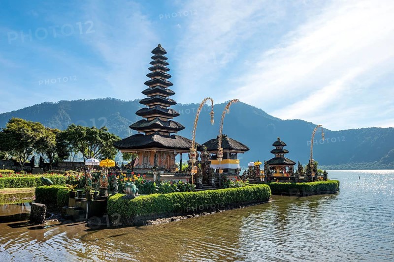 Buddhist water temple Pura Ulun Danu Bratan