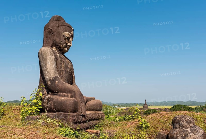 Buddha Statue at Peisi Taung (Pizidaung)