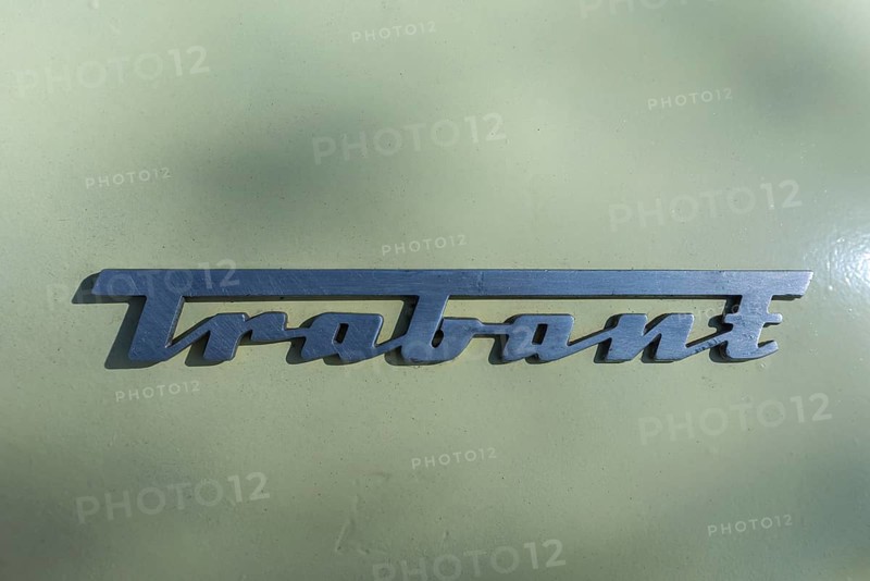 Trabant lettering