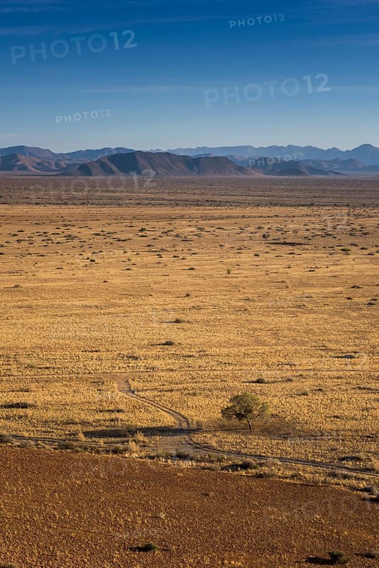 Dry landscape of the Naukluft mountains