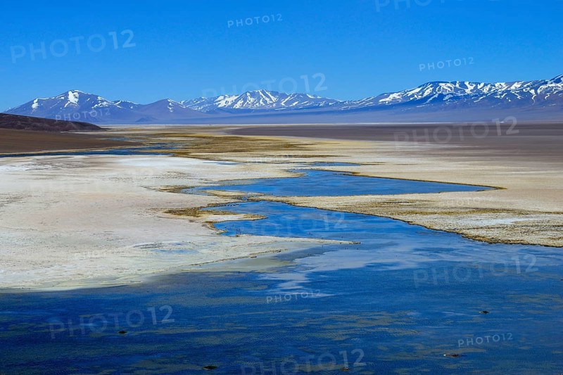 Laguna Santa Rosa with the Nevado Tres Cruces volcano