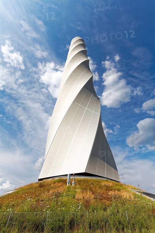 Thyssenkrupp test tower for elevators with visitor platform