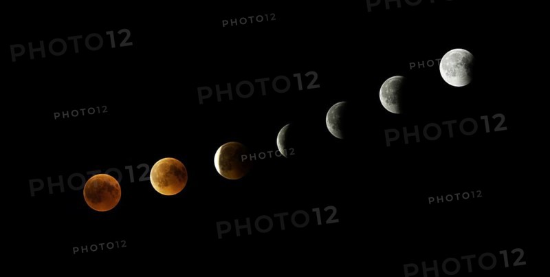 Blood Moon steps out of Earth's shadow