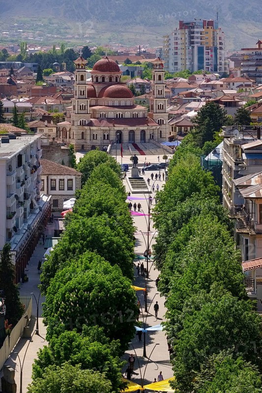 Pedestrian promenade