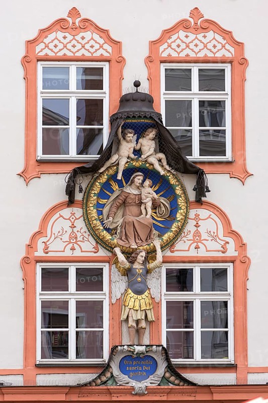 Stucco on the facade of the house