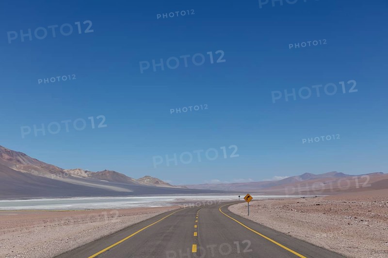 Road leads through Altiplano