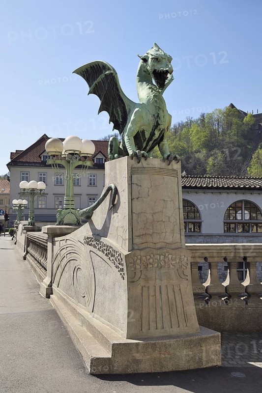 Bronze statue of a dragon on the Dragon Bridge