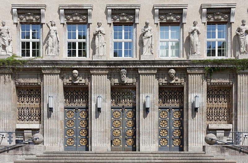 Portal with busts of Bismarck