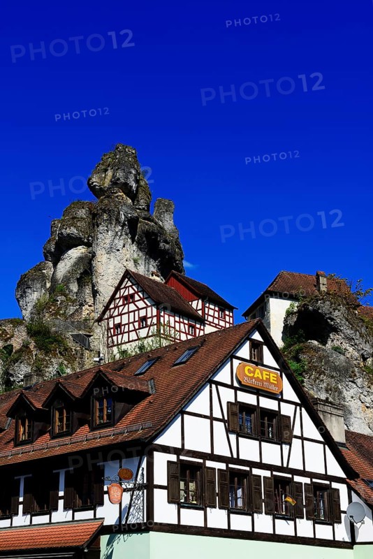 Old half-timbered houses on Jurafelsen