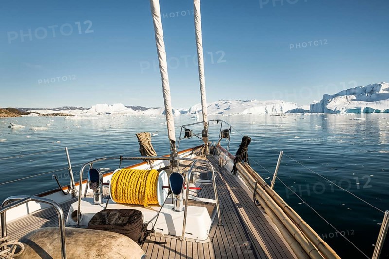 Deck of sailing ship