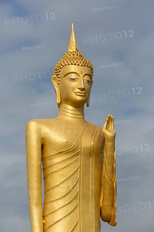 60m high gilded Buddha statue Luang Phaw Dto in Wat Burapha Phiram
