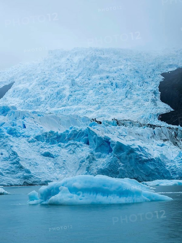 Glacier tongue