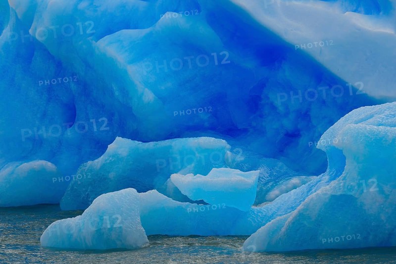 Fissured iceberg on Lake Argentino
