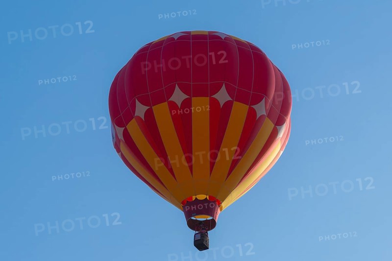 Hot air balloon