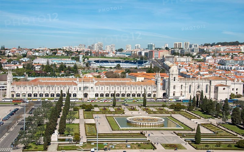Jardim da Praca do Imperio with fountain and Mosteiro dos Jeronimos from above