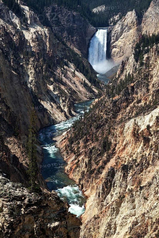 View from Artist Point in the Grand Canyon of the Yellowstone