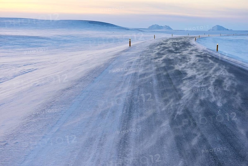 Snow drifts on the ring road A 1