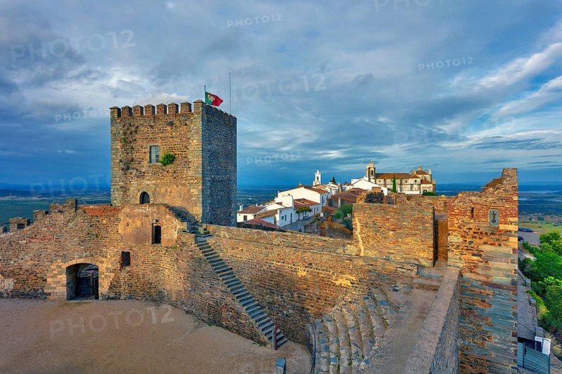 Castelo de Monsaraz with village