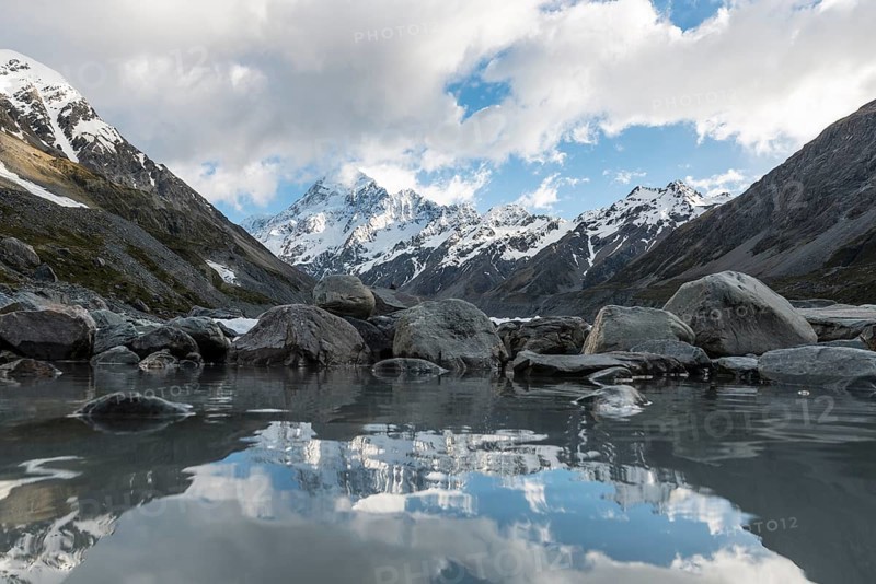 Reflection on the shore of Hooker Lake
