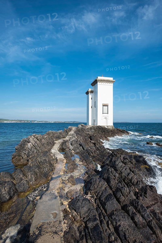 Lighthouse at Port Ellen on the headland Carraig Fhada