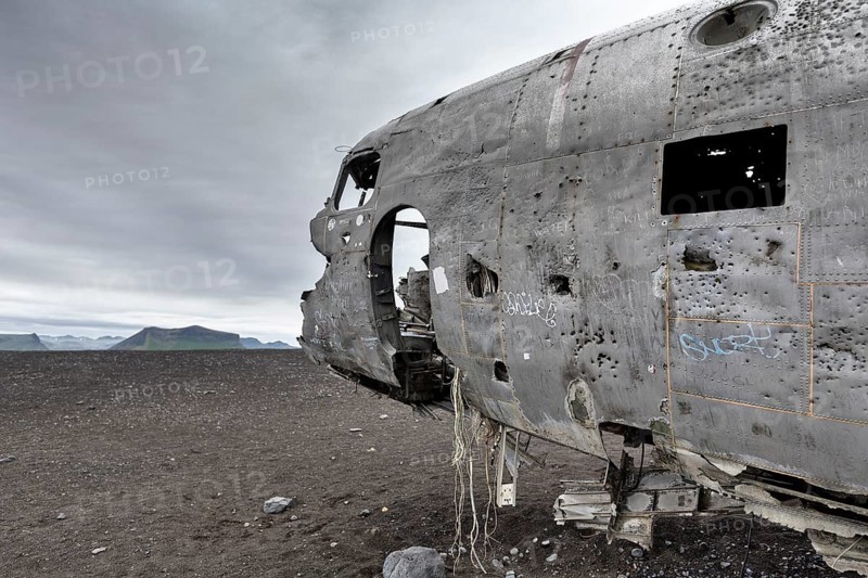 Douglas DC-3 wrecked US Navy aircraft