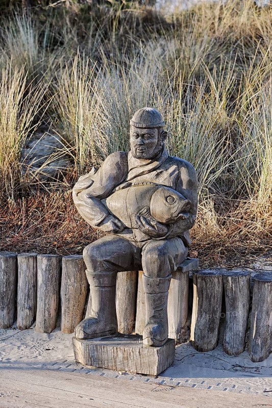 Wooden sculpture