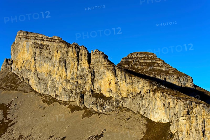 The summit Tour d'Ai and Tour de Mayen in the evening light