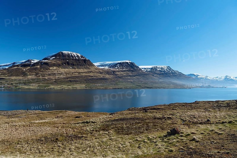 Near Reyoarfjorour