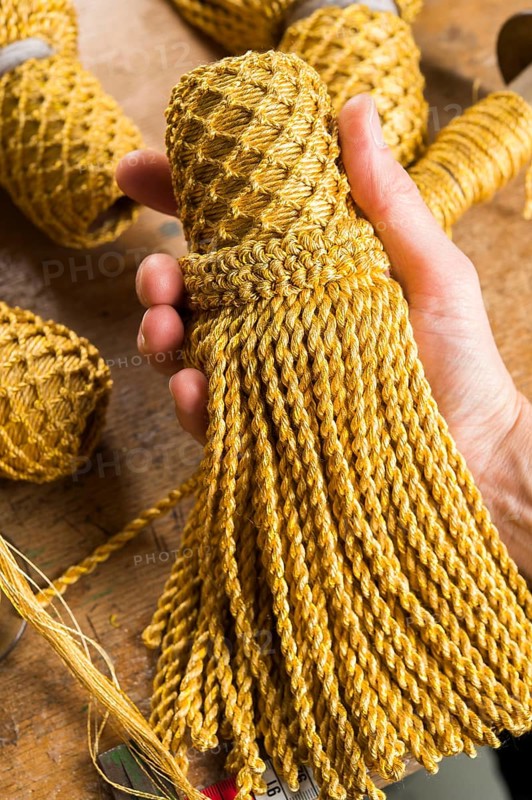 Passementerie maker