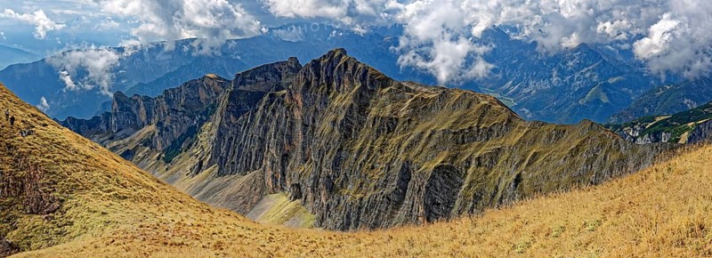 Mountain range Dalfazer Wande in the Rofan Mountains