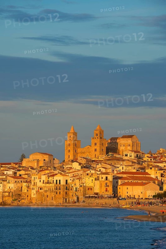 Historic centre with the Santissimo Salvatore Cathedral