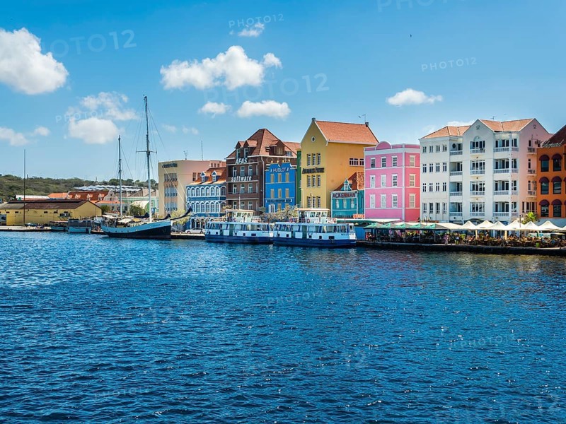 Colorful houses in the district Punda