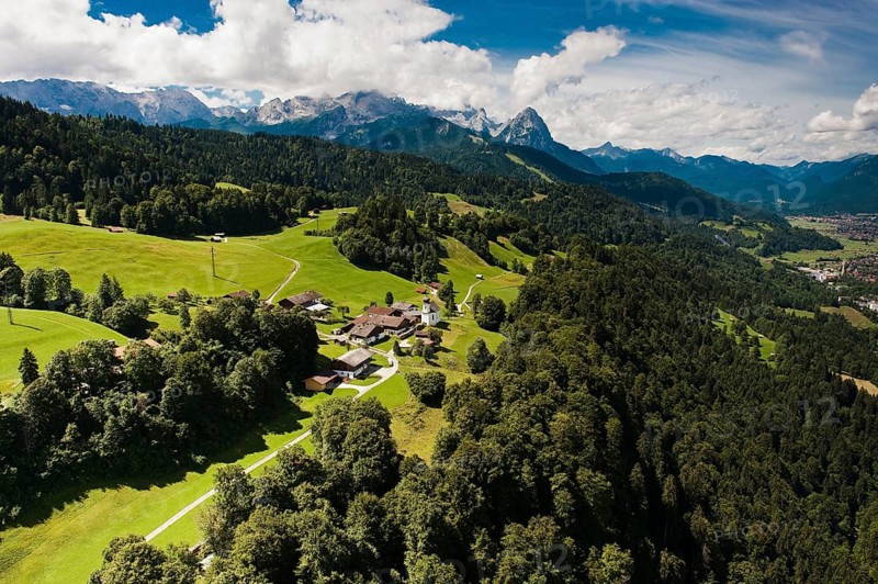 Wamberg near Garmisch-Partenkirchen in front of Wetterstein